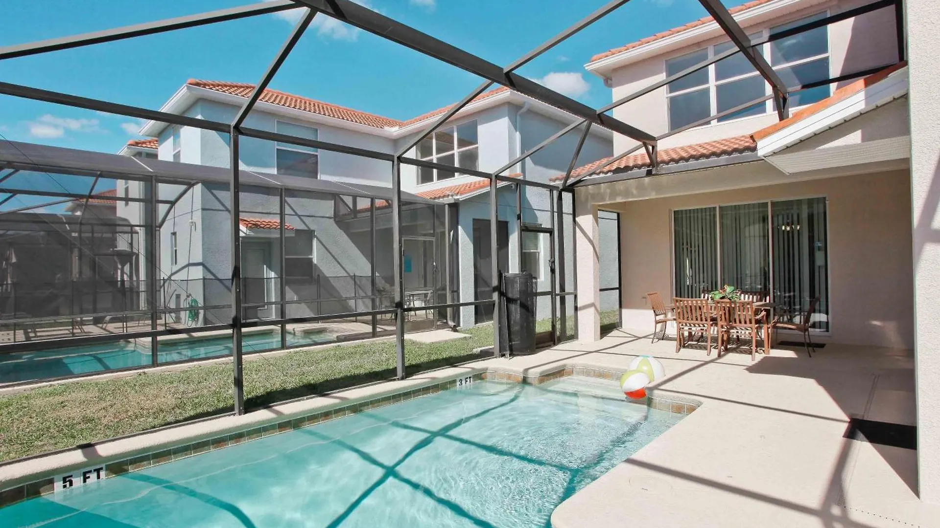 Have A Lot For Less Cozy 5br W Pool *