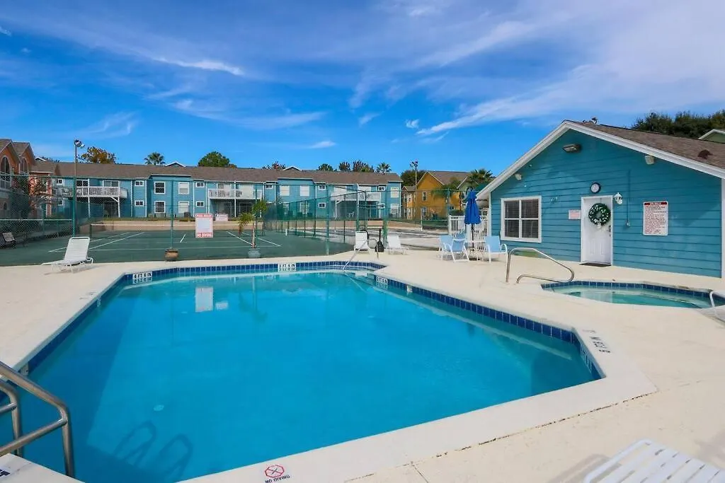 Near Dis & Sleeps 10! Two King Master Br Suites, Bunks For The Kids, Private Patio, No Steps, Pool, Rates! アパート