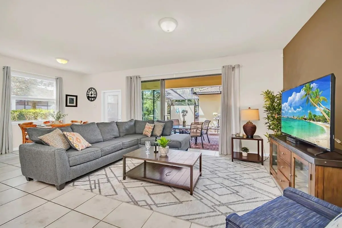 Holiday home Windsor At Westside Corner Unit Next To Amenities *