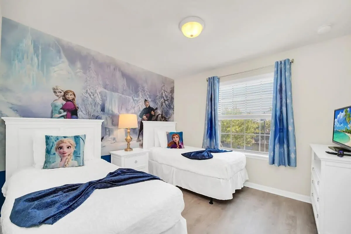 Windsor At Westside Corner Unit Next To Amenities *