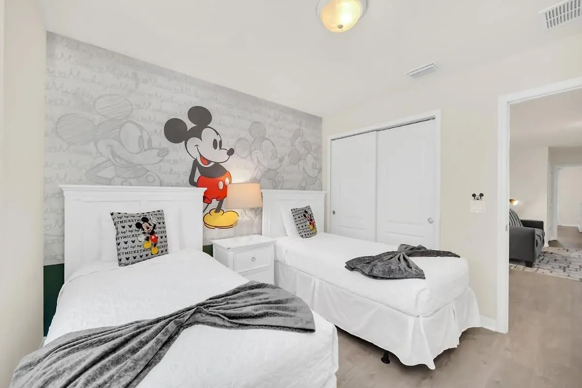 Windsor At Westside Corner Unit Next To Amenities * Kissimmee