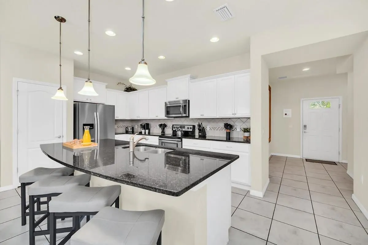 Windsor At Westside Corner Unit Next To Amenities Kissimmee