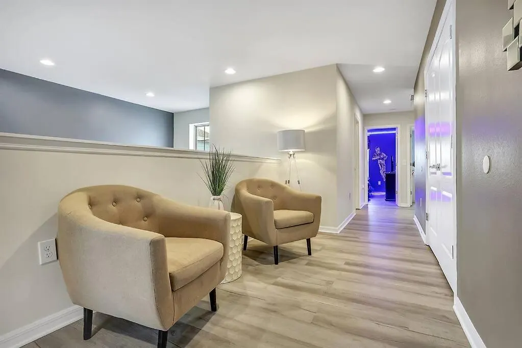 2440 One Of A Kind 5b Villa-pool&game