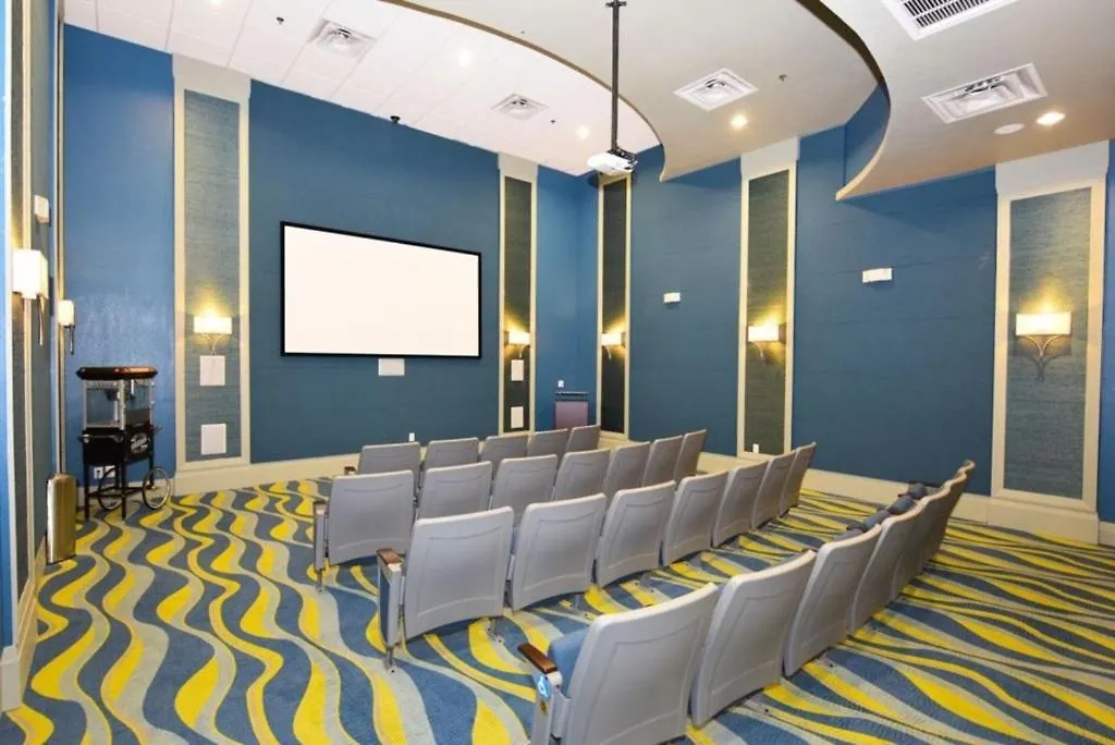 Relaxing 4 Bed Town With Splash Pool Townhouse בית נופש *