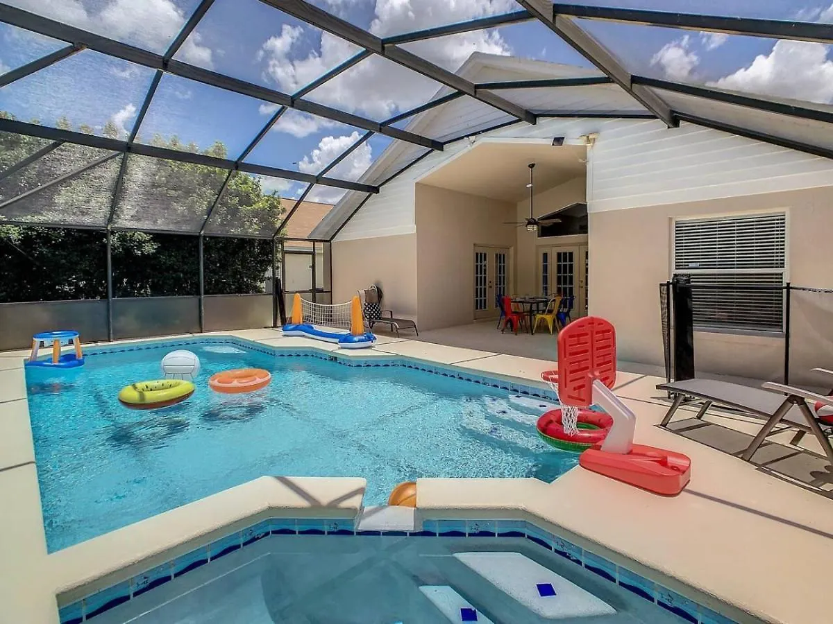 H2553o Single Level 5 Bedrm Pool 3miles *
