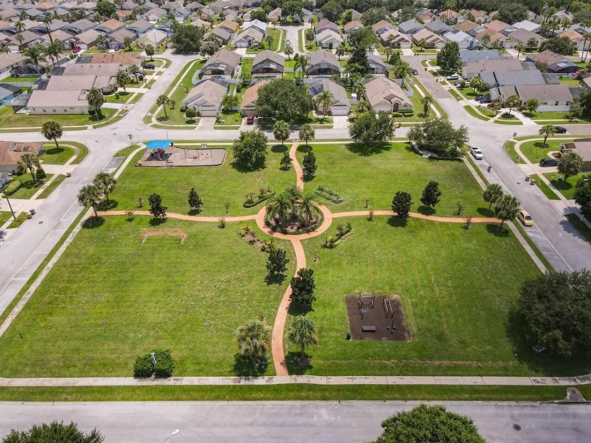 Сasa de vacaciones H2553o Single Level 5 Bedrm Pool 3miles Kissimmee