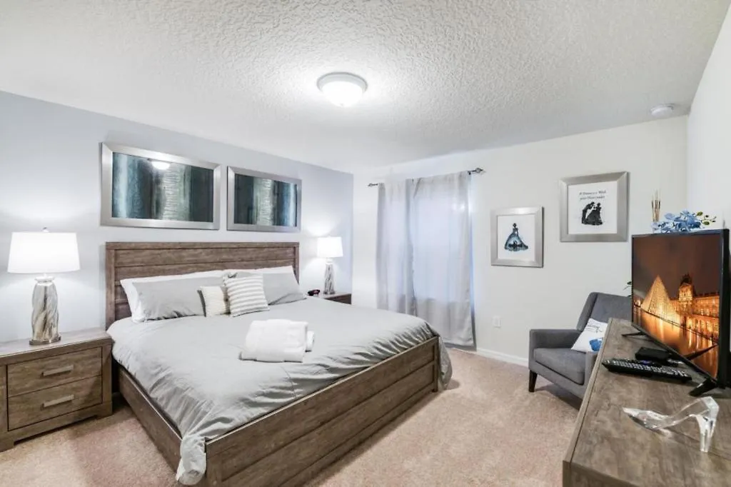 度假居 5 Bedrooms- 5,5 Bathrooms- Windsor 1836 Gd 基西米