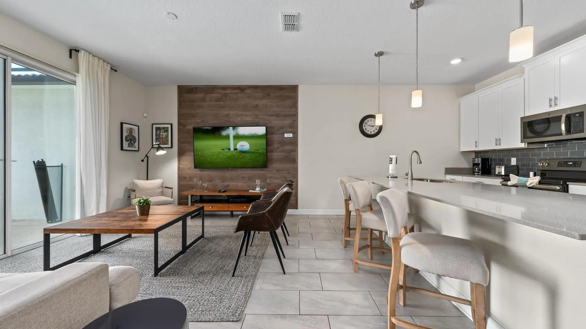 Comfy Townhome 8 Min To Stl120 Holiday home *
