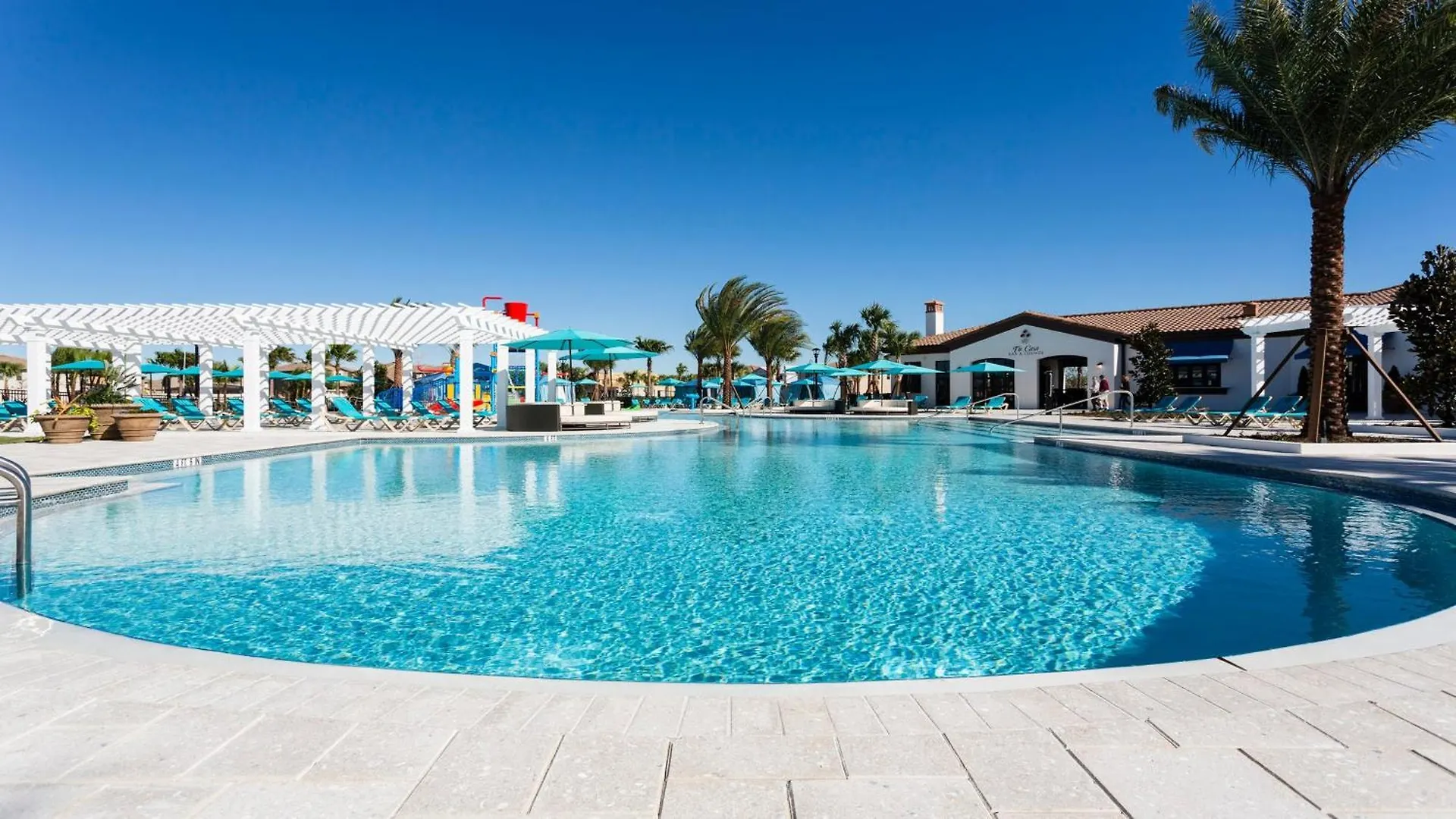 Luxury Villa: Private Pool, Near Holiday home *