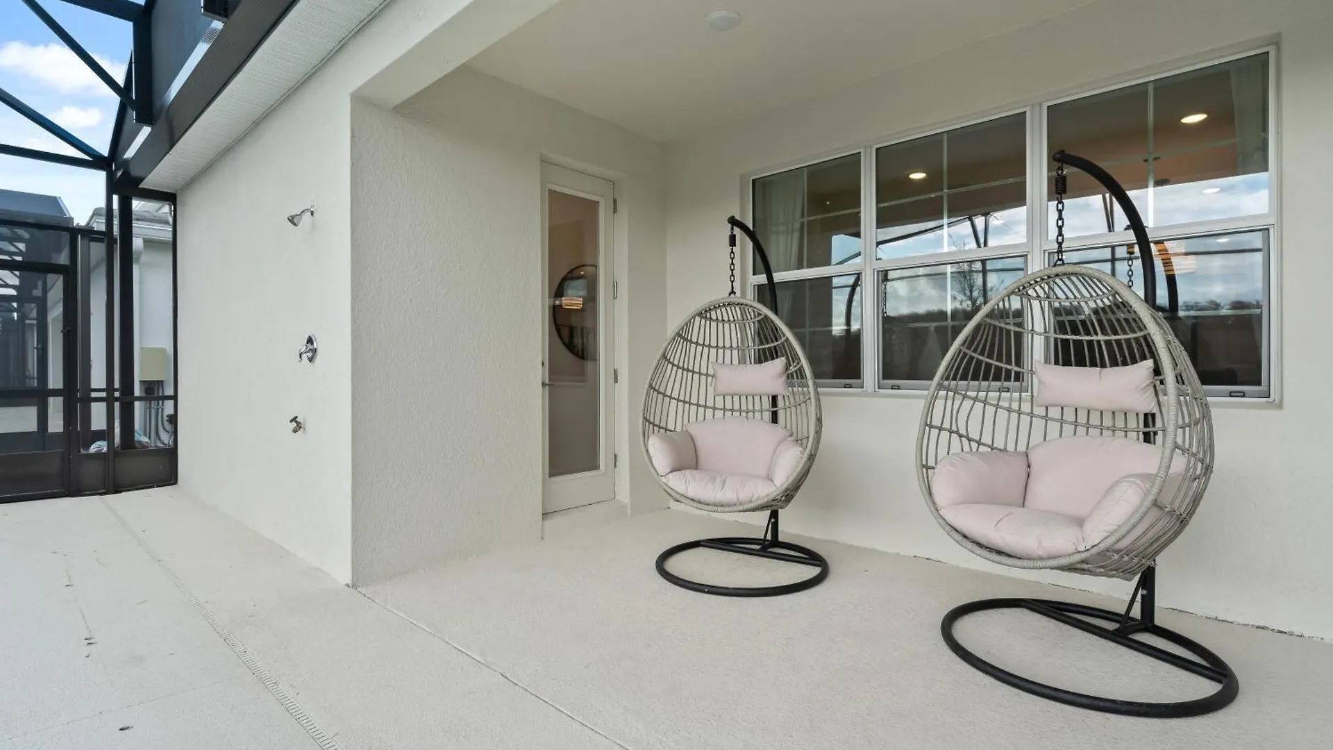 Brand New Masterpiece 15 En-suites Son105 Holiday home