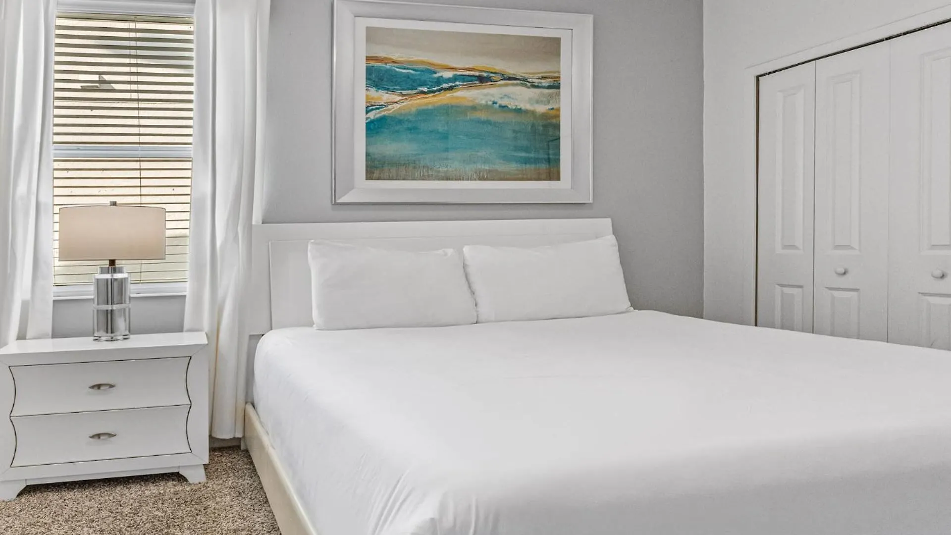 Upstay -spacious W Pool-hot Tub-bbq- Sleeps 27 度假居