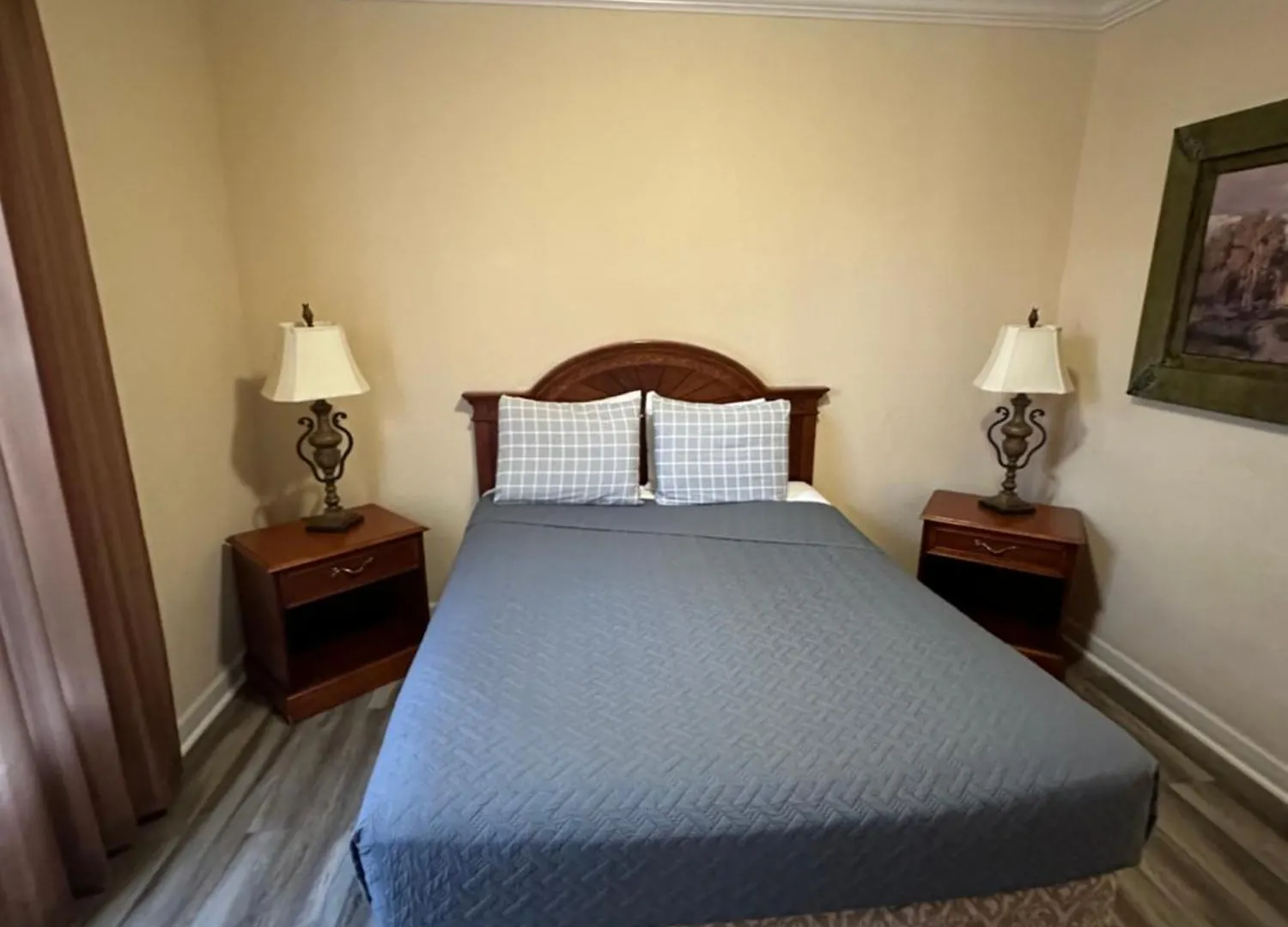 Fun Spot Close To And Golf *