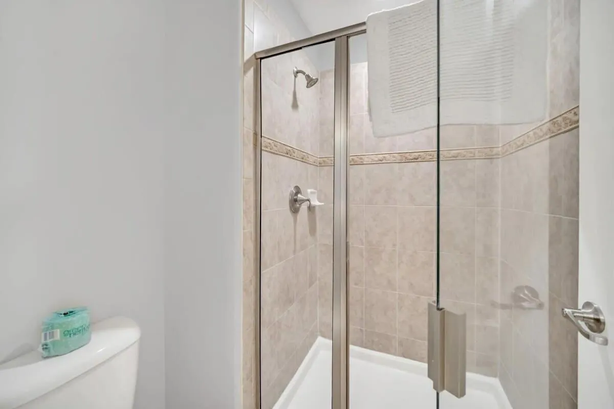 In The Heart Of Storey 4bd 3ba Pool Townhome 4sl4857