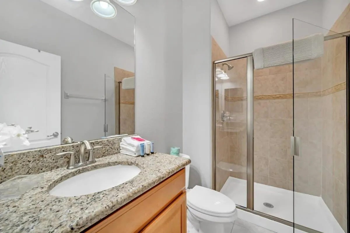 In The Heart Of Storey 4bd 3ba Pool Townhome 4sl4857 *