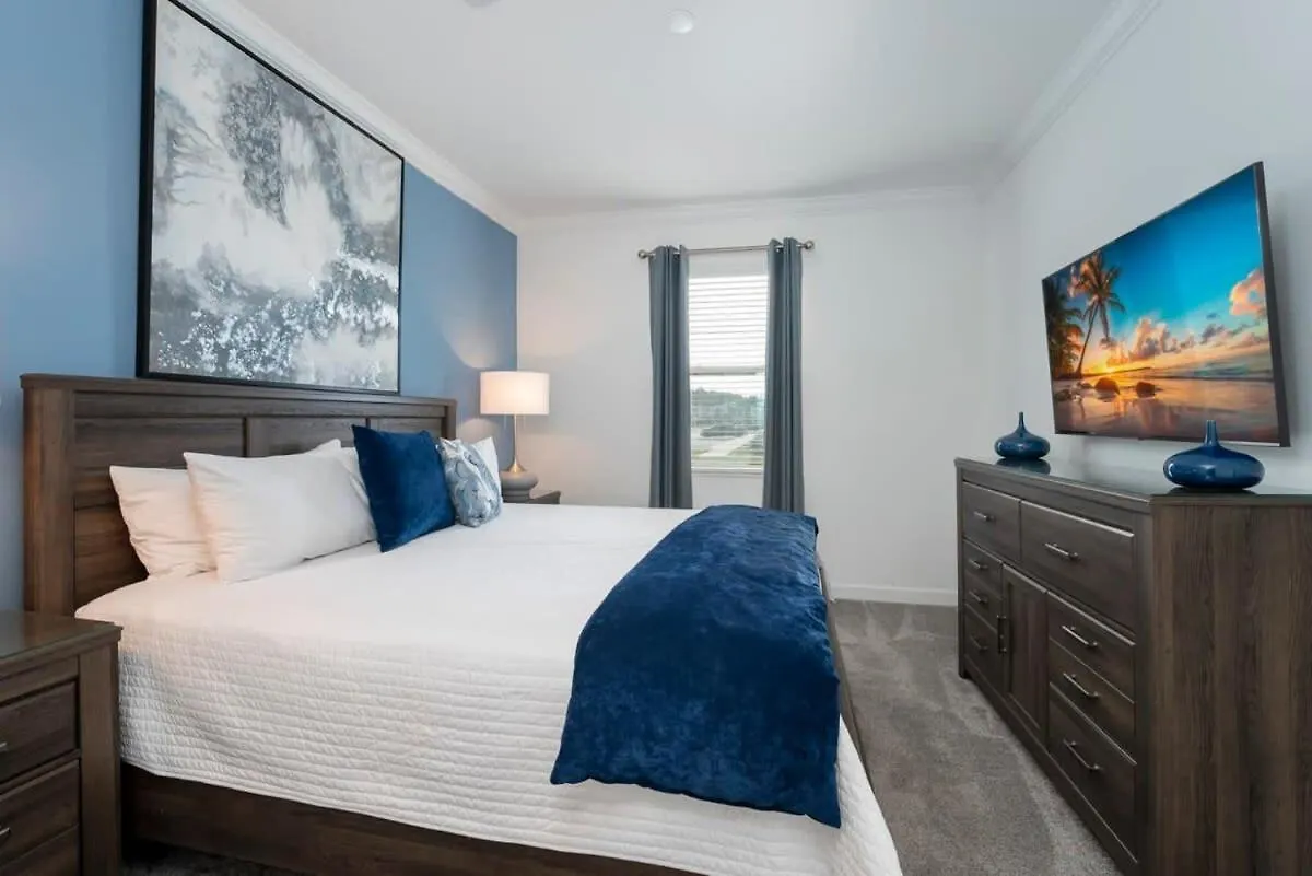 Villa Amazing 8br W Pool Theater Game By Kissimmee