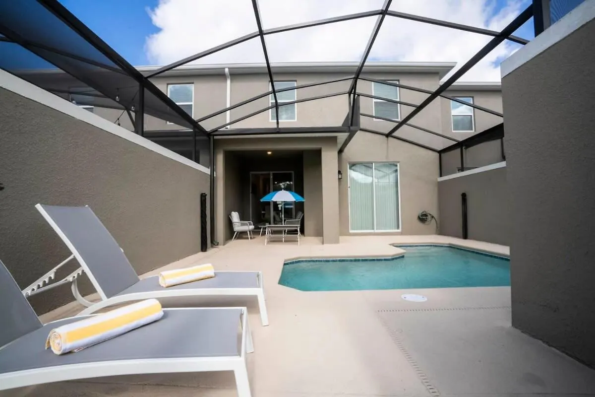 Gorgeous 4 Bedroom W Screened Pool Close To 2653 펜션