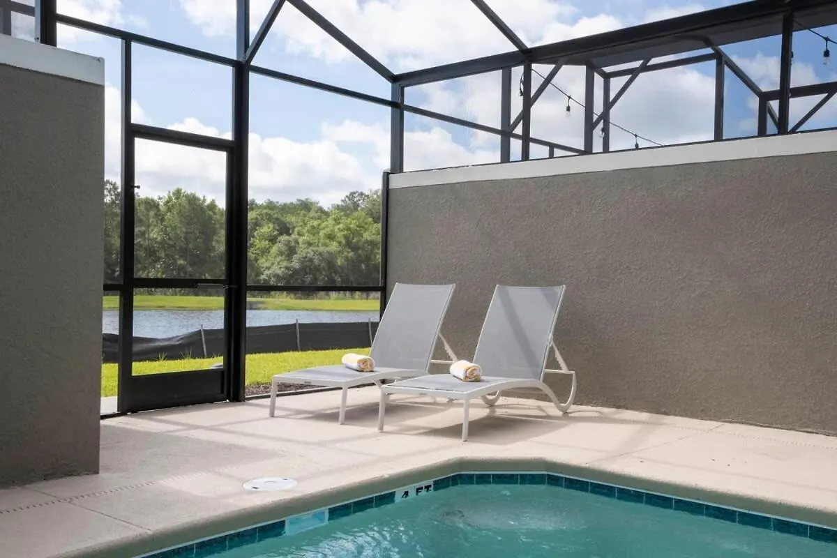 Gorgeous 4 Bedroom W Screened Pool Close To 2653 펜션 *