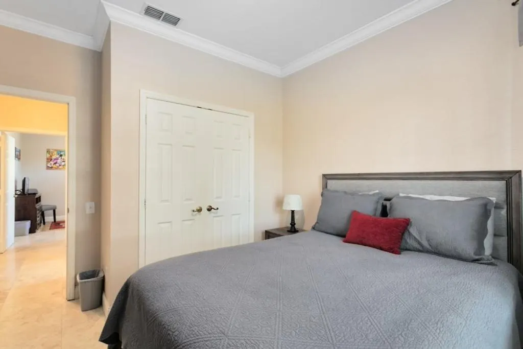 Διαμέρισμα Spacious 3 Bed, 2 Bath In Gated Community *
