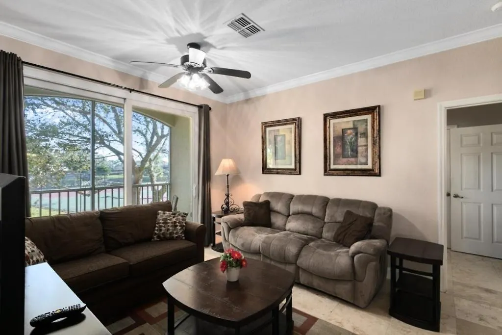 Spacious 3 Bed, 2 Bath In Gated Community