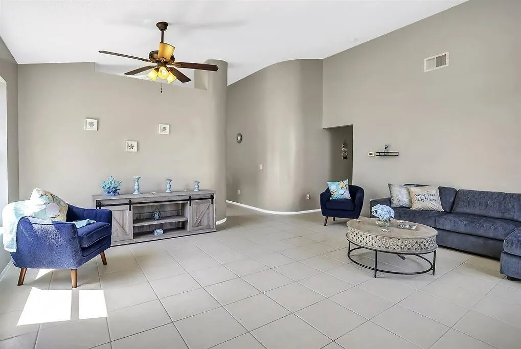 4716 Windwood Magic & Pool קיסימי
