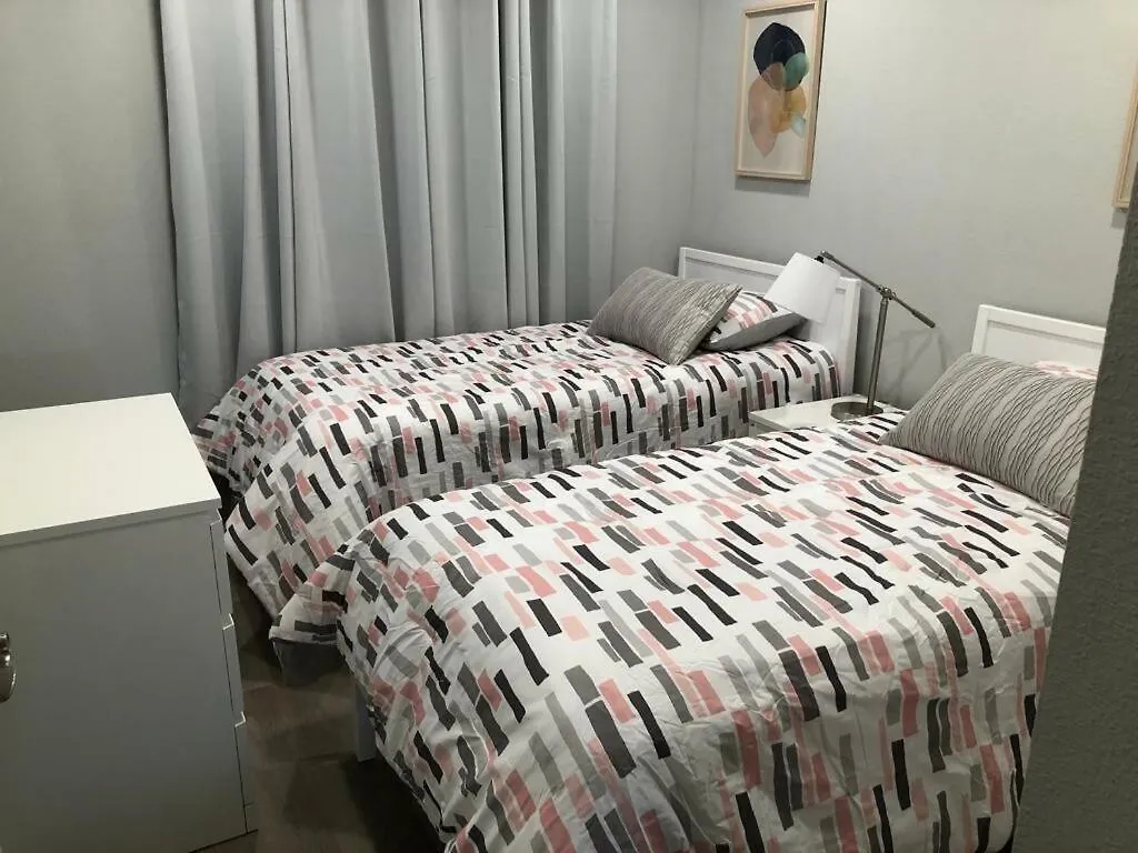 Cozy Near With 3 Bedrooms