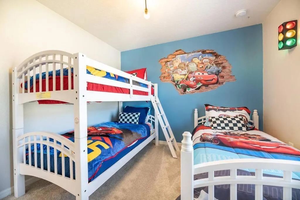 Stunning W/pool & Free Access Kissimmee