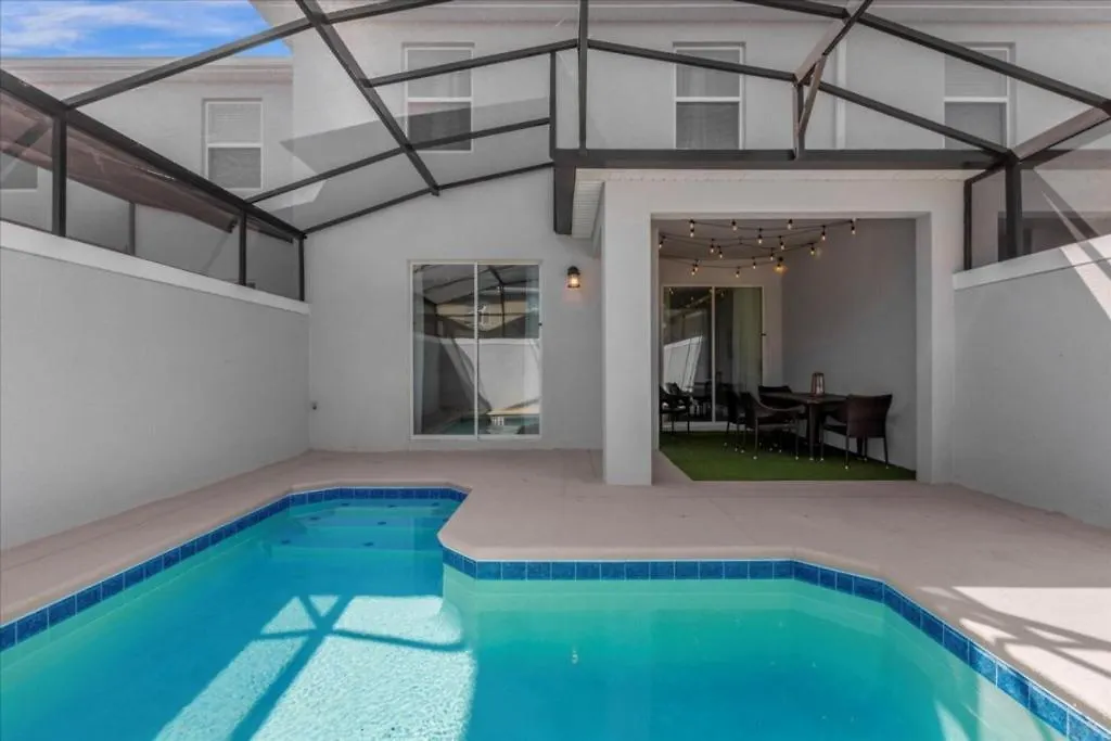 4 Bedrooms- 3 Bathrooms- Storey 2621 Ss Kissimmee
