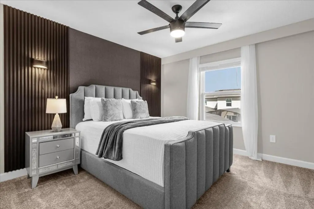 4 Bedrooms- 3 Bathrooms- Storey 2621 Ss Holiday home Kissimmee