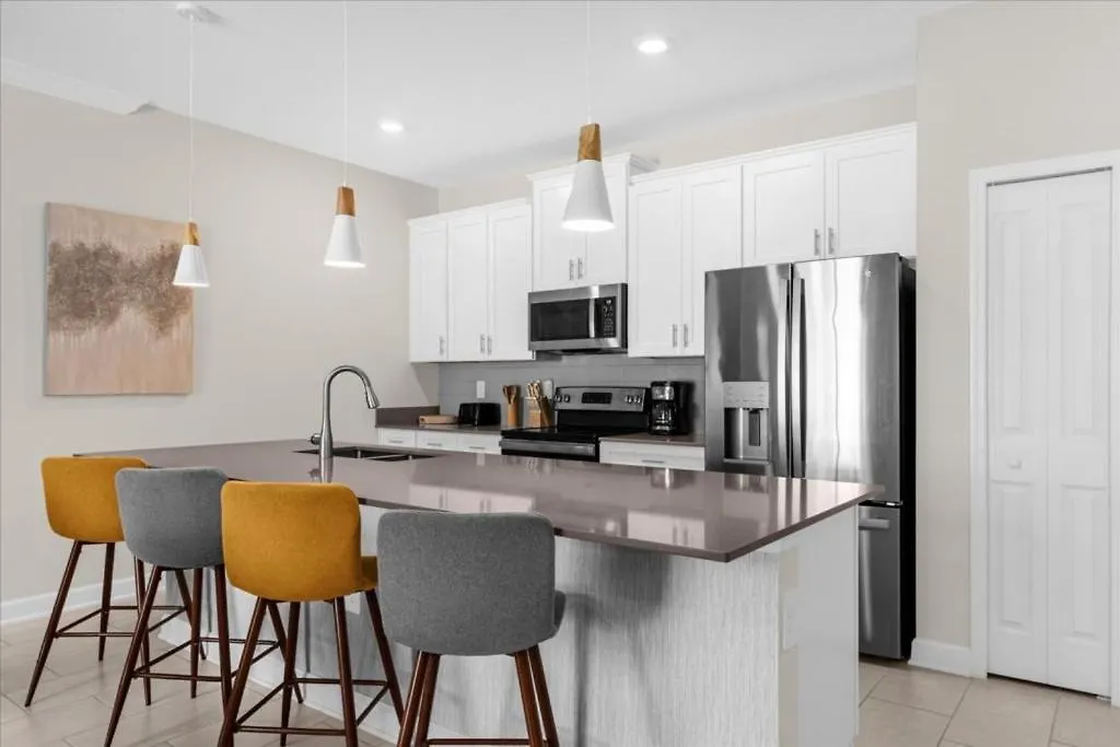 Holiday home 4 Bedrooms- 3 Bathrooms- Storey 2621 Ss
