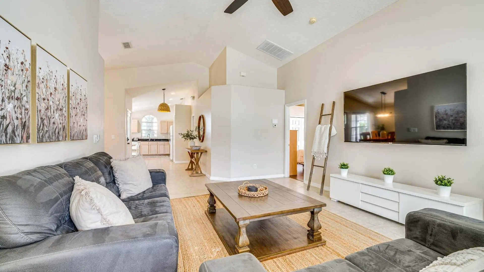 Holiday home Family-friendly House With Private Pool! *