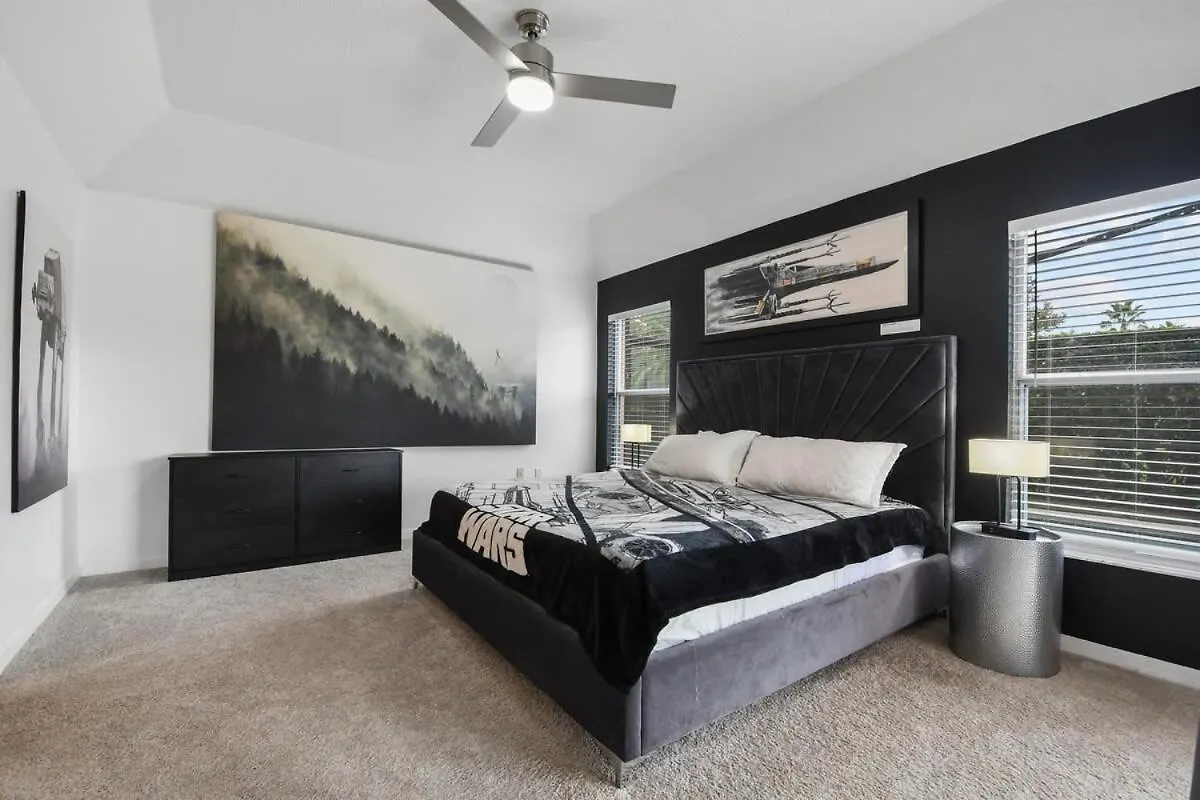 Attention Star Wars Fans Amazing 6 Bedroom Pool Vakantiehuis
