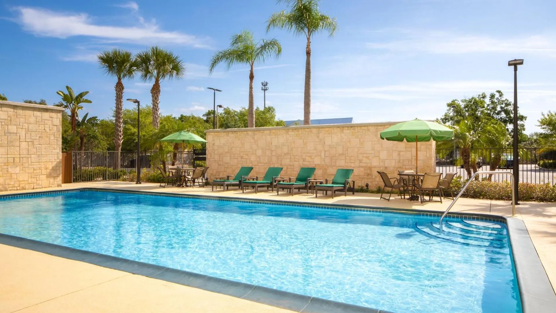 Fairfield & By Marriott Orlando Kissimmee/celebration Hotel 3*