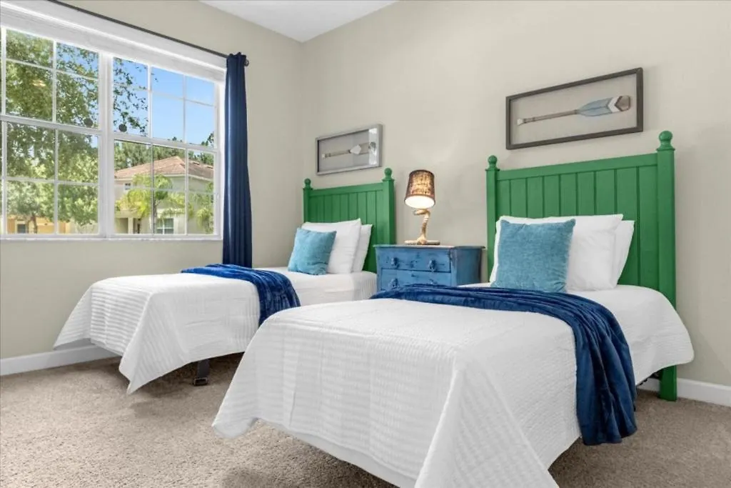 Holiday home 5 Bedrooms- 5 Bathrooms- Paradise Palms 2989bp *