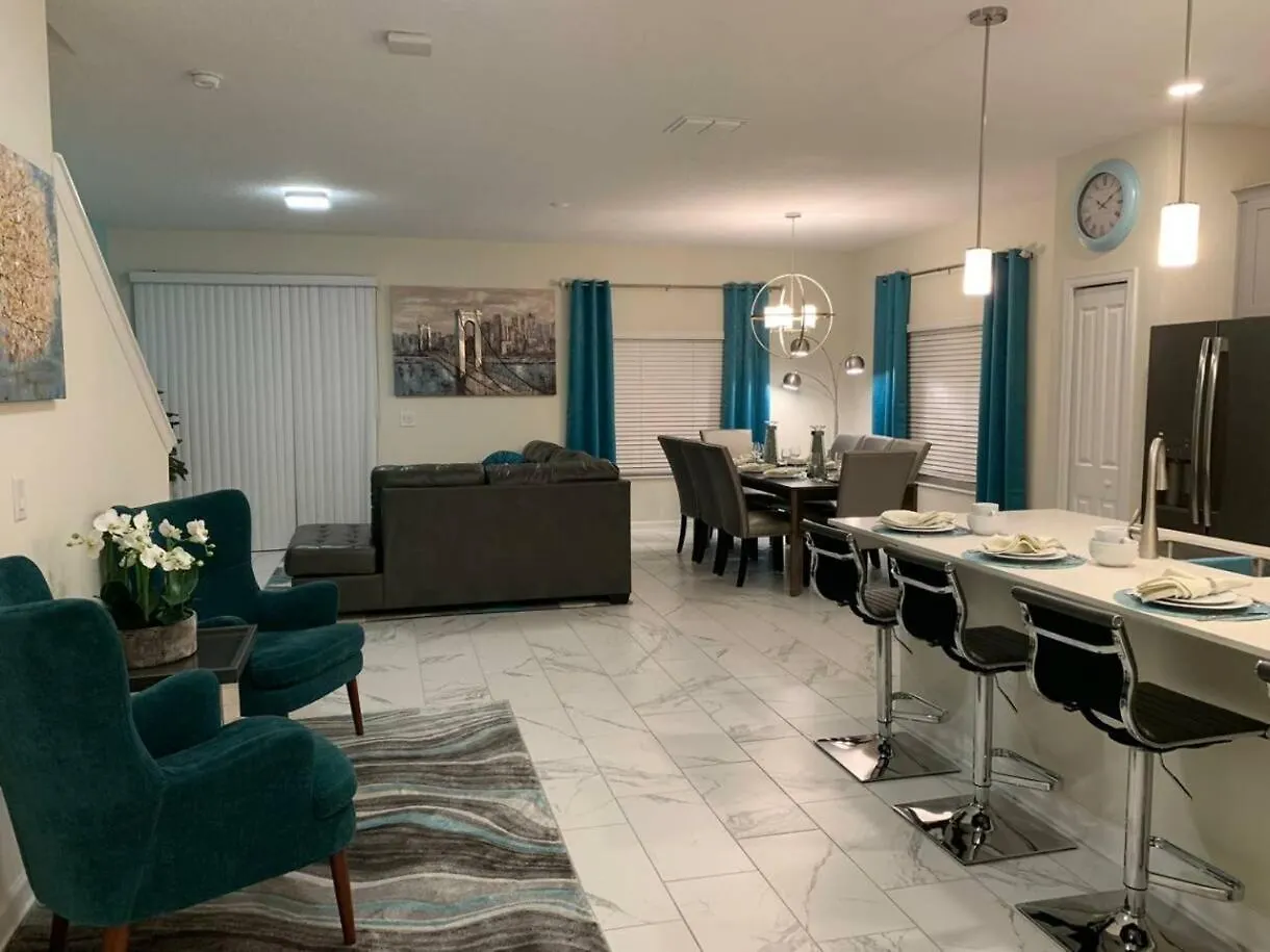 Luxury 5 Bedroom Pool In Champions Gate *