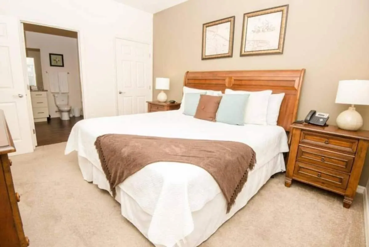 5372 Lovely Inside Area