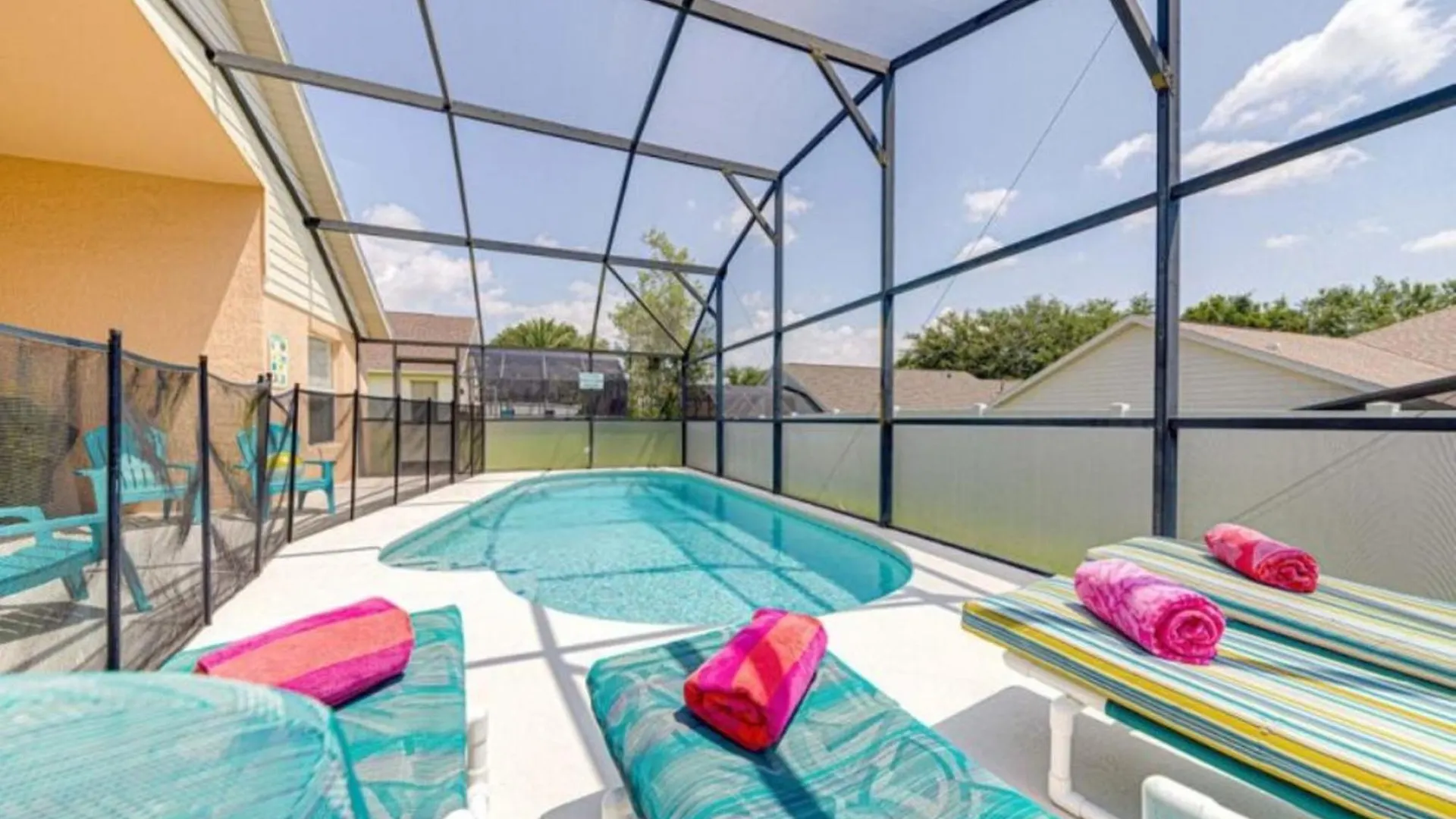 Private Pool Homes 基西米