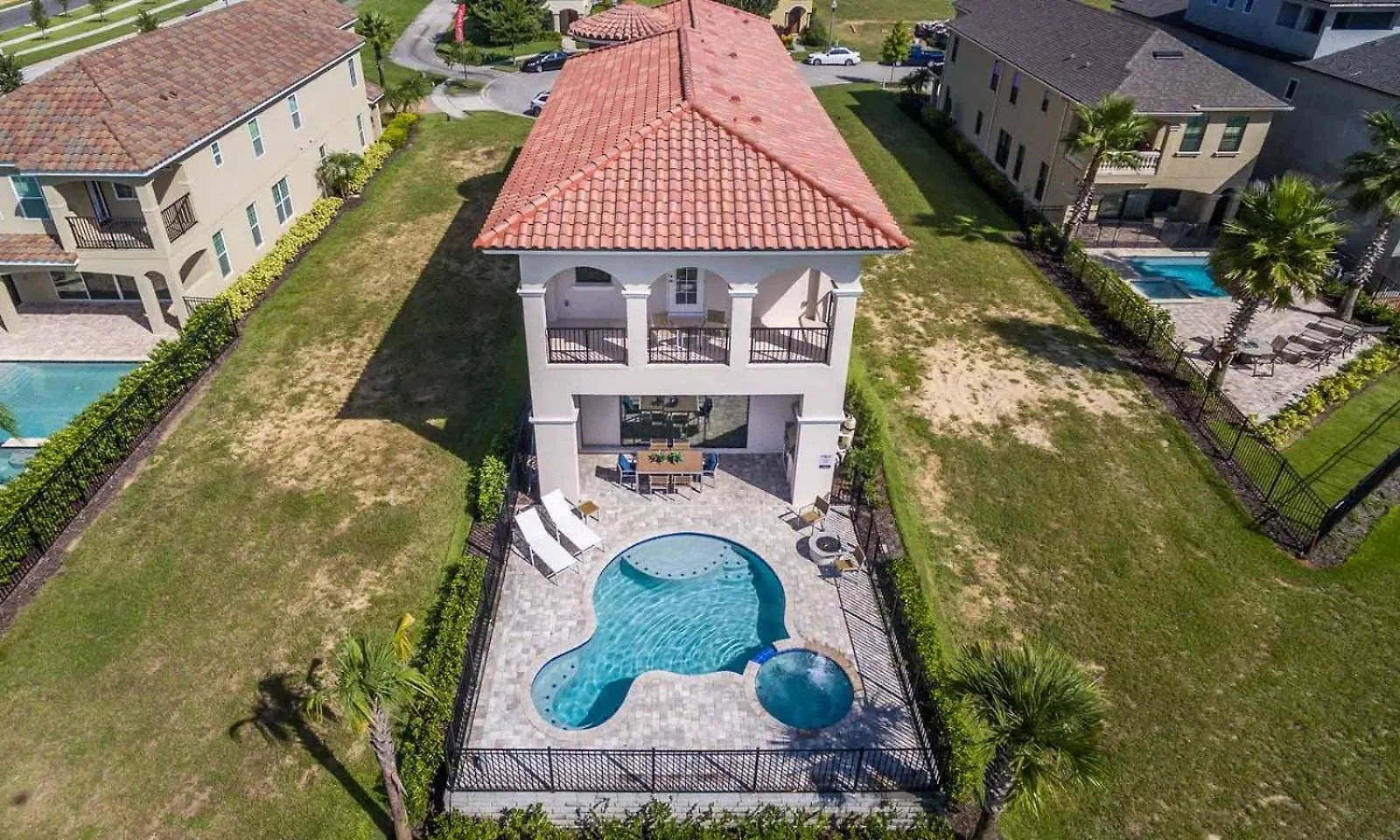 Ferienhaus Charming 6 Bdrm With Water Views At Reunion