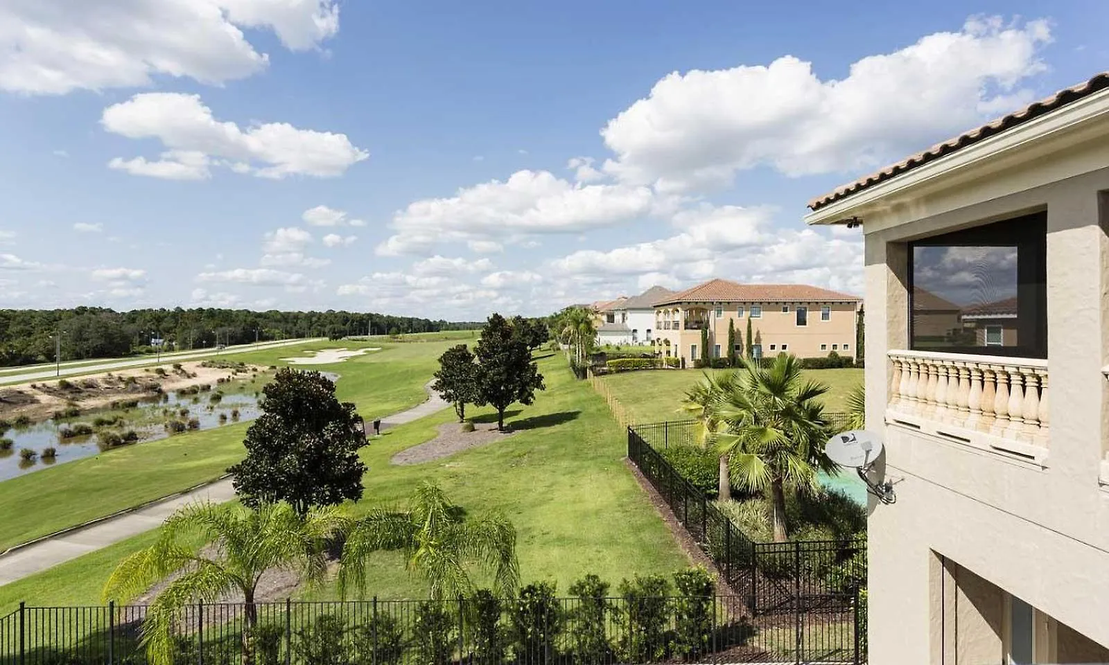 Delightful 6 Bdrm Haven With Theater At Reunion