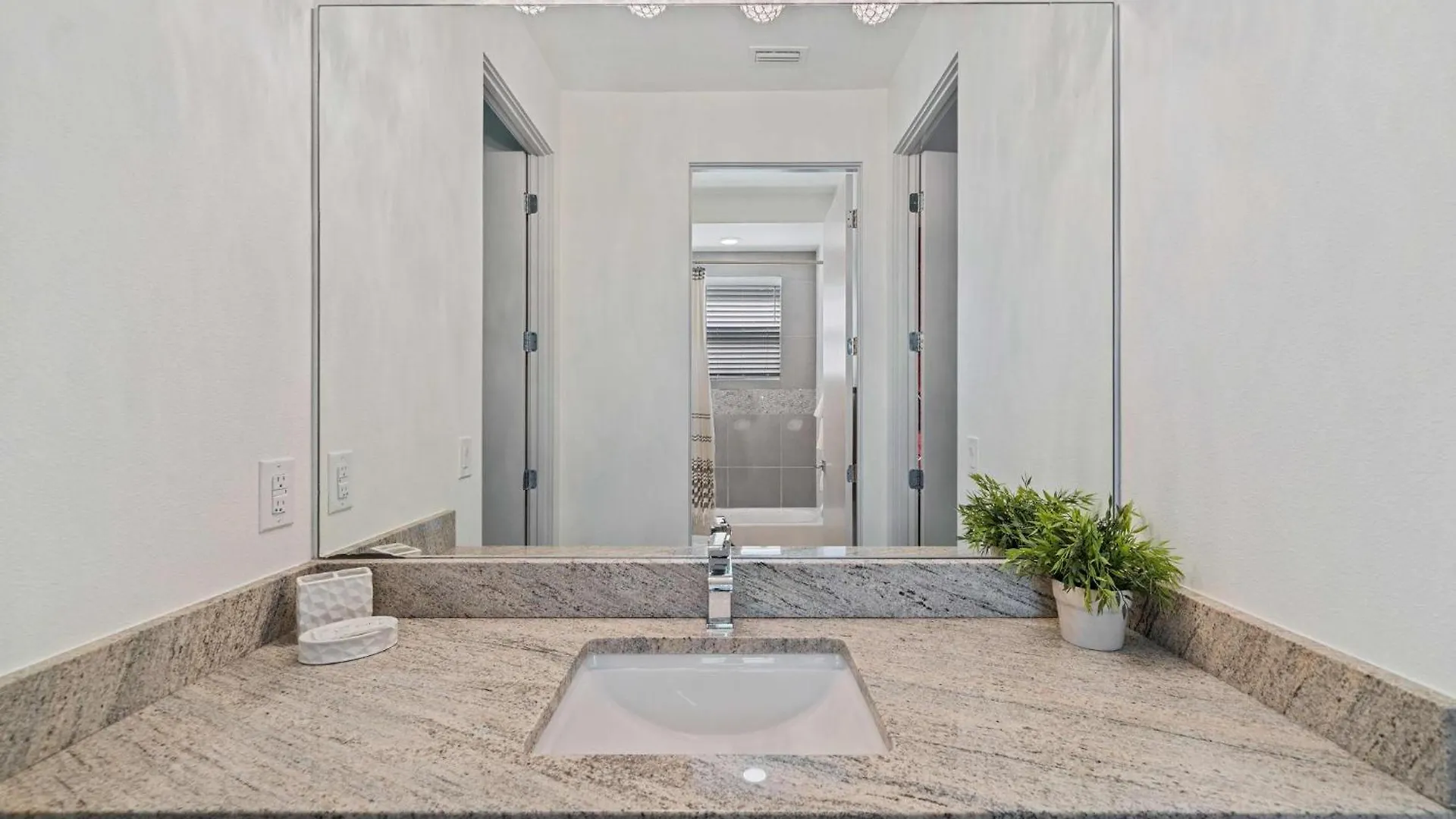 W475 - The Modern بيت للعطل