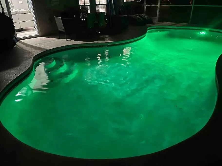 Beautiful Near Disney, Heated Pool, Bbq, 4 Bedrooms Hébergement de vacances