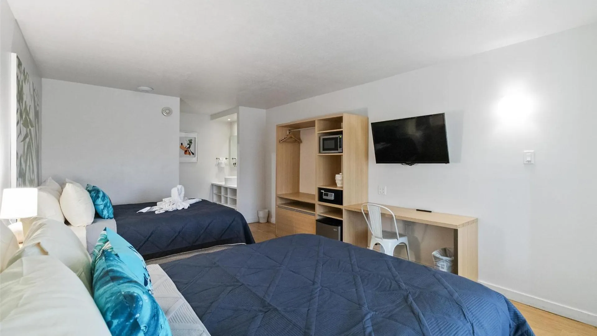 1-1 Condo-hotel With Double Bed And Community Pool Miles From Disney! * Kissimmee