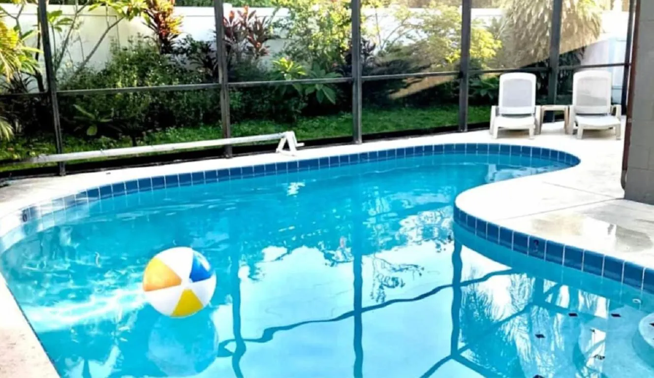 3 Bedroom Budget With Private Pool Willa