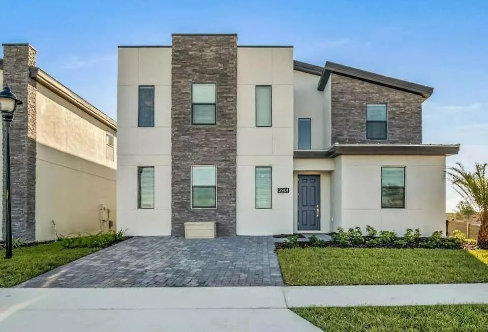 2901fs - Amazing 8 Bedroom At Storey *