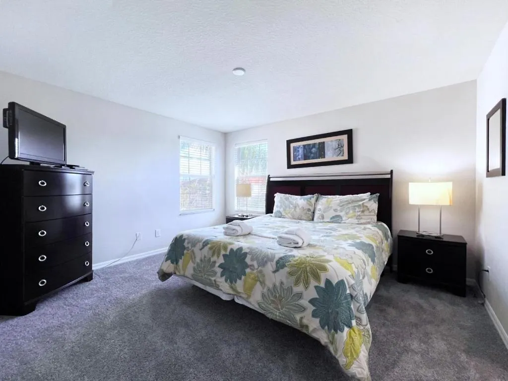 Holiday home Luxurious 6bd Pool Haven Refreshing And Chic-4464n Kissimmee