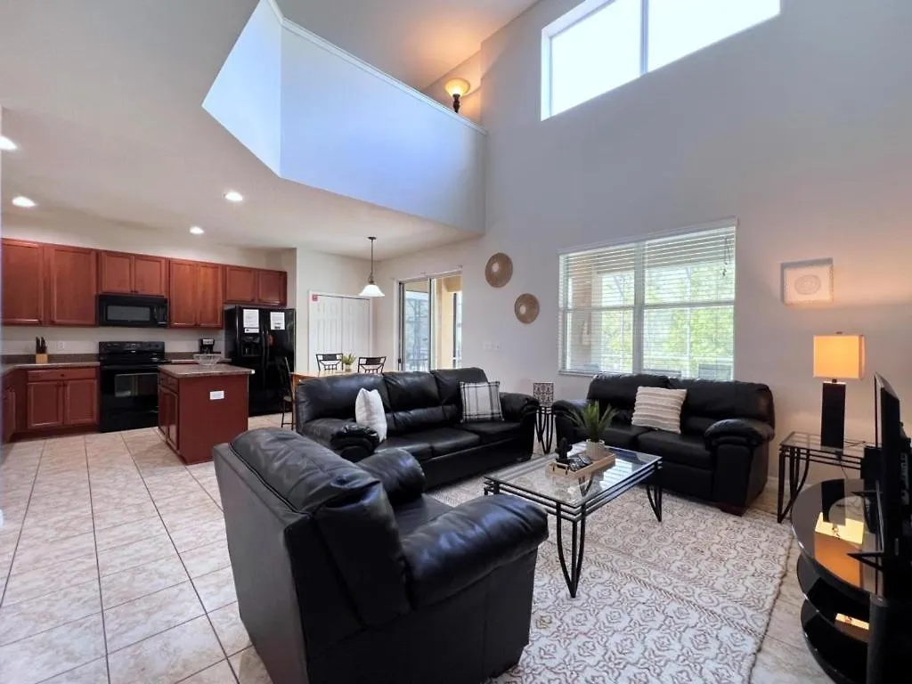 Holiday home Luxurious 6bd Pool Haven Refreshing And Chic-4464n *