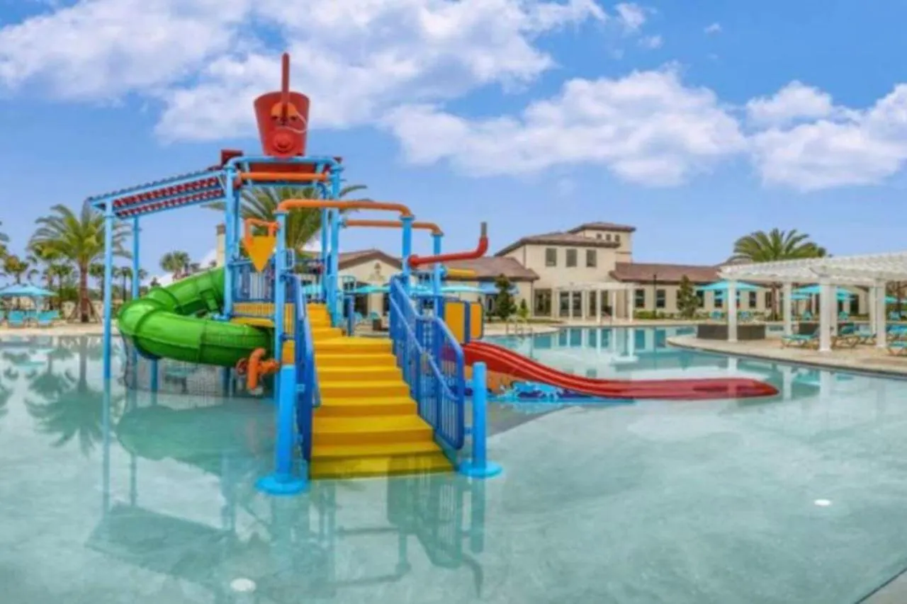 בית נופש 5 Bedroom 4.5 Bathroom Windsor At Westside 8883 *