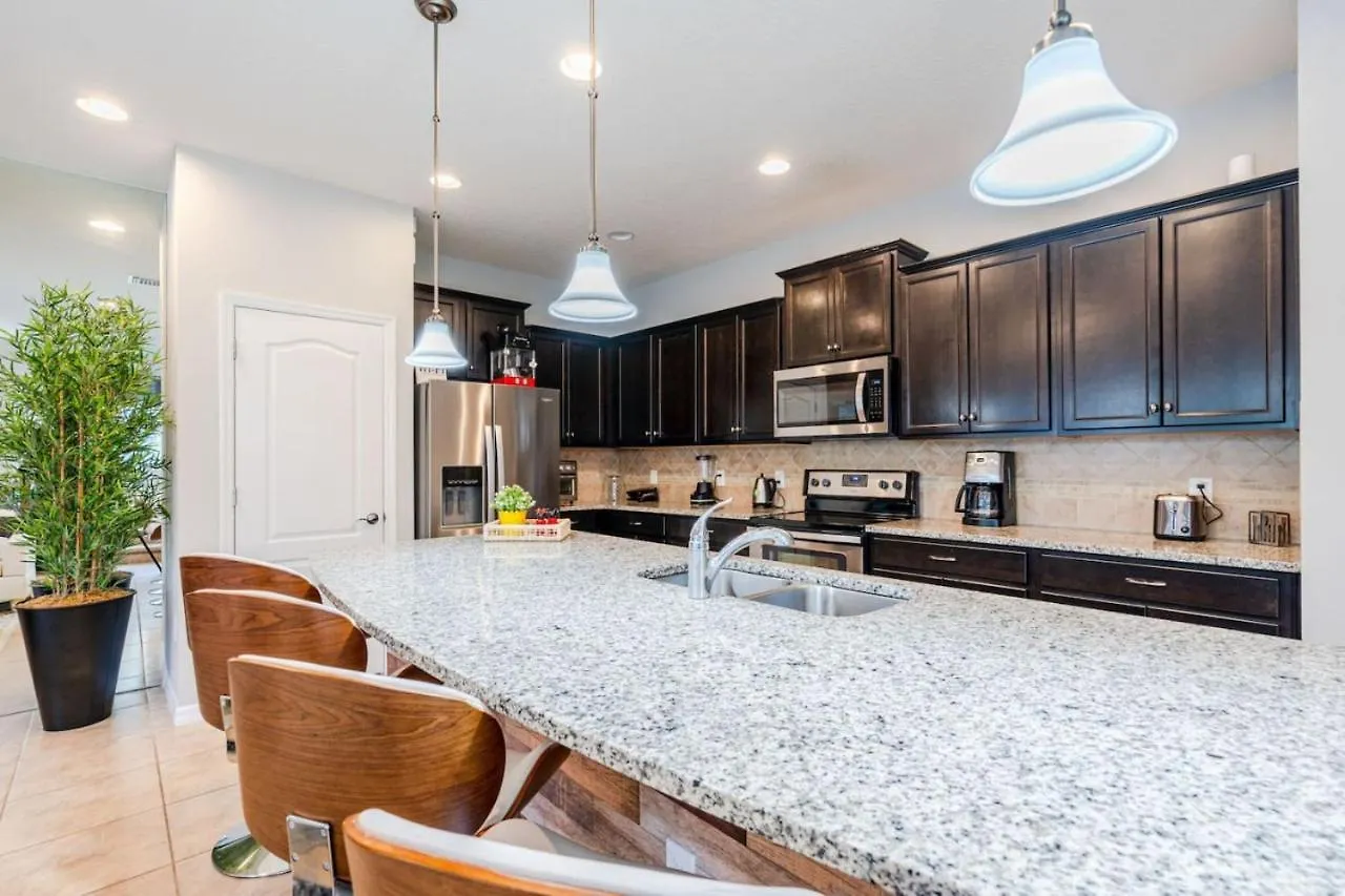 בית נופש 5 Bedroom 4.5 Bathroom Windsor At Westside 8883 *