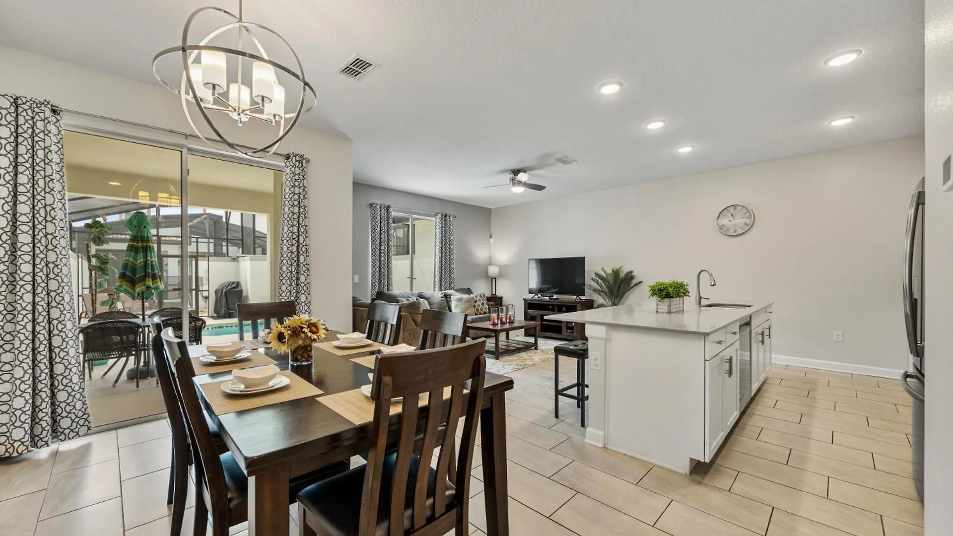 Renewed Luxury Townhouse With Private Pool * Kissimmee