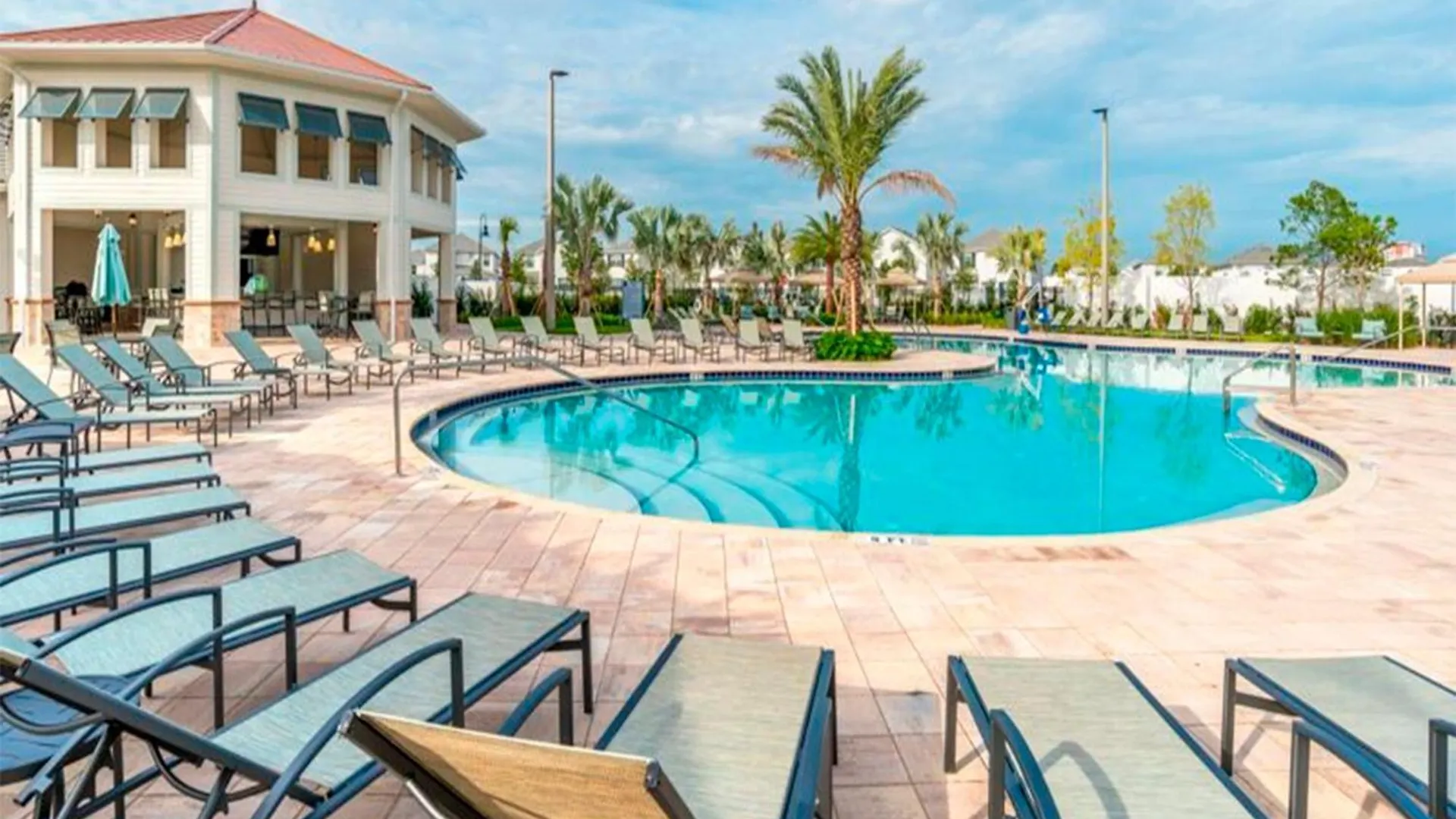 Renewed Luxury Townhouse With Private Pool Kissimmee