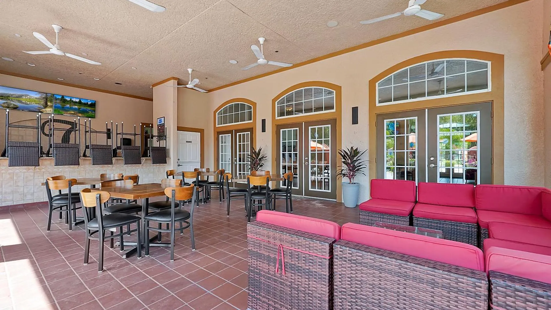 Awesome Mediterranean Resort! 15 Minutes To Apartment *